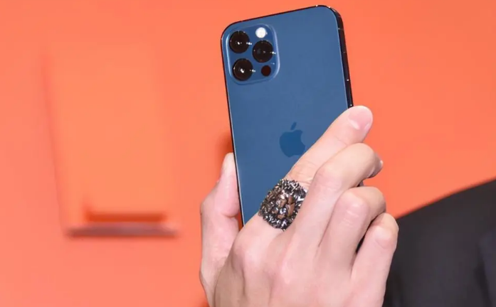 新干苹果手机维修分享iPhone12系列重启方法教程 